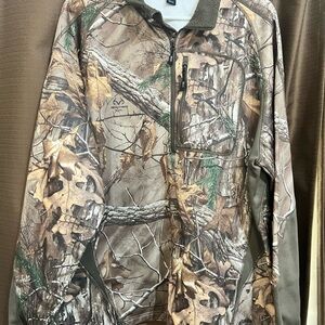 Men's Camouflage Outdoor 1/4 zip pullover
